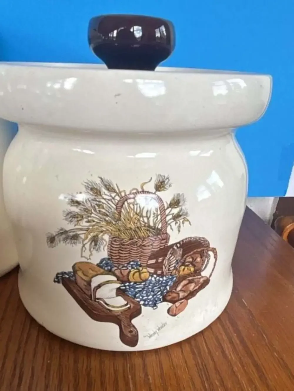 Set of 4 Vintage Wendy Wheeler Illustrated Ceramic Food Canisters Jars
